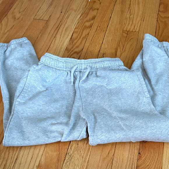 GAP Light Gray Kids Joggers - Picture 1 of 1